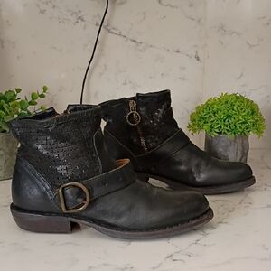 Fiorentini + Baker Black Textured Ankle Boots
